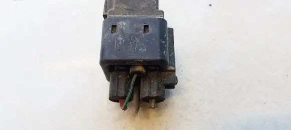 Ford Mondeo Mk III Other relay 98AG14A464KHA