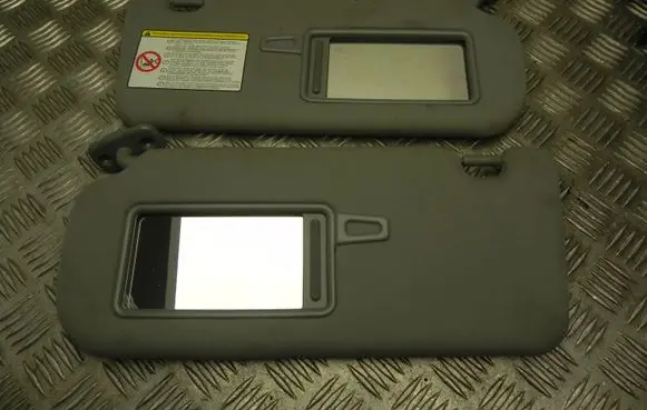 KIA Sorento Sun visor 545