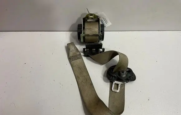 BMW 6 E63 E64 Front seatbelt 1234567