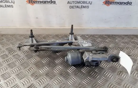 Front wiper linkage and motor
