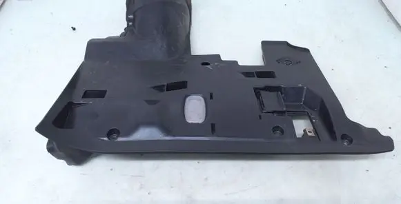 Mercedes-Benz CLS C219 Dashboard lower bottom trim panel 2116800939