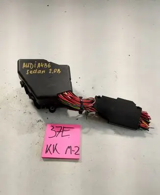 Audi A4 S4 B6 8E 8H Fuse box set 3416254