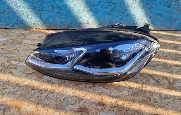 Volkswagen Golf VII Headlight/headlamp 5G1941035