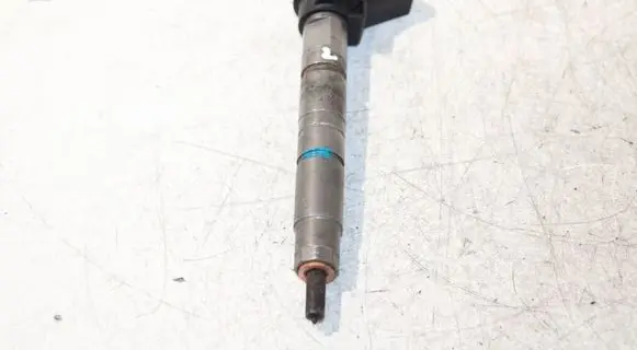 BMW X1 E84 Fuel injector 7805428 0986435394