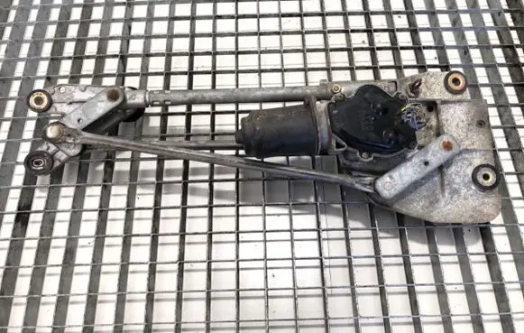 Front wiper linkage and motor