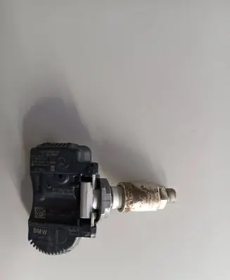 BMW X2 F39 Tire pressure sensor 6881891