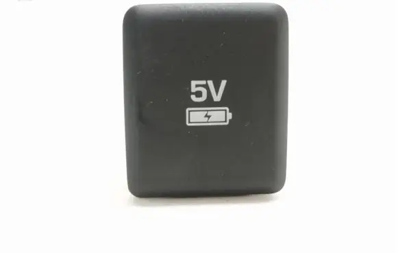 Jaguar I-Pace USB socket connector JPLA19010CA