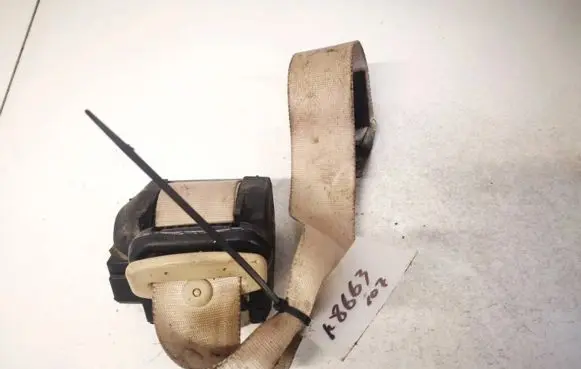 Ford Mondeo Mk III Rear seatbelt 1s71f611b68ac34t 1s71-f611b68-ac34t