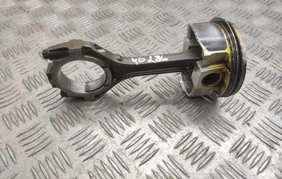 Nissan 370Z Piston with connecting rod