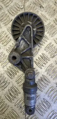 Opel Signum Alternator belt tensioner 