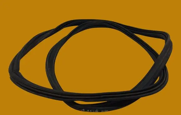 Volkswagen Jetta VI Trunk rubber seal (body) 