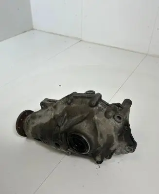 BMW 7 F01 F02 F03 F04 Front differential 