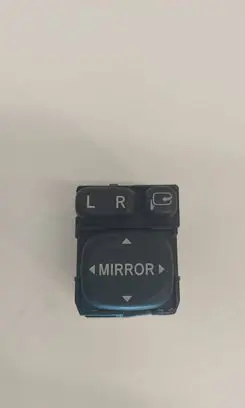Toyota Avensis T250 Wing mirror switch 848700F010