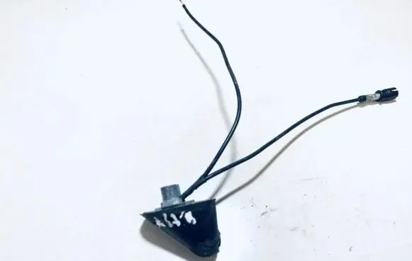 Volkswagen PASSAT B5 Aerial GPS antenna