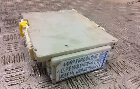 Toyota Prius (XW30) Central body control module 82730-47520