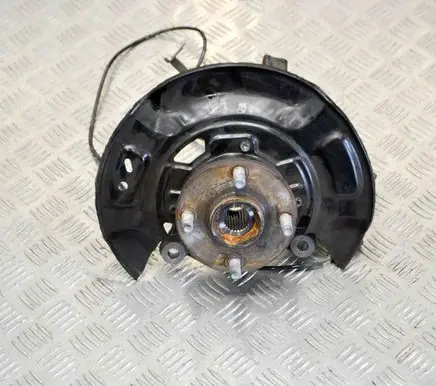 Front wheel hub