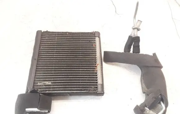 Air conditioning (A/C) radiator (interior)