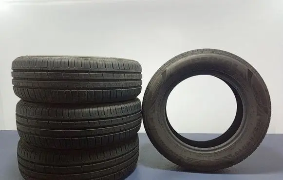Ford Focus C-MAX R17 summer tire 5420068625185
