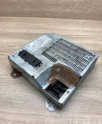 Renault Espace III Sound amplifier 6025310671B SCU2056ZRN02