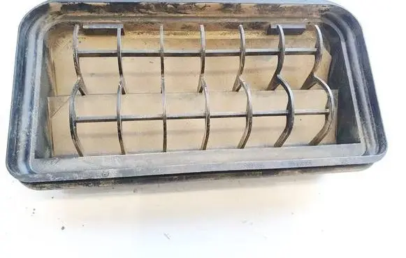 Volkswagen Jetta V Air intake duct part 3C0819465