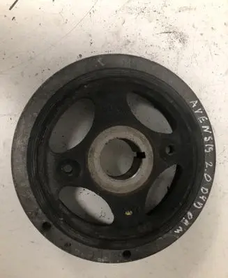 Toyota Avensis T250 Crankshaft pulley