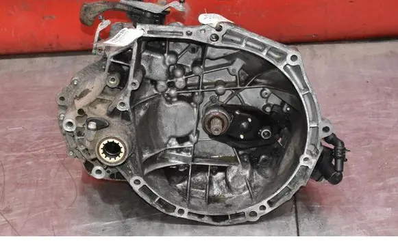 Manual 6 speed gearbox