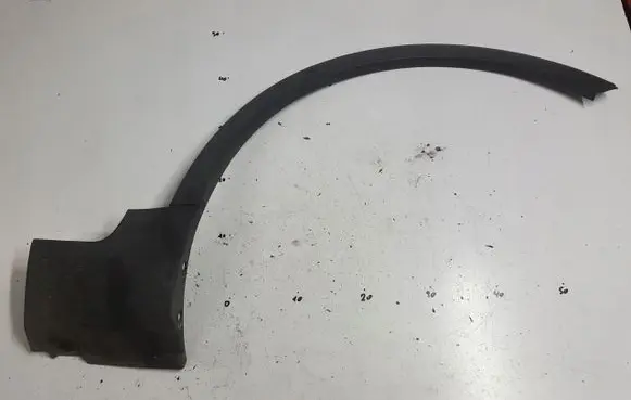 Ford Kuga I Front arch trim 