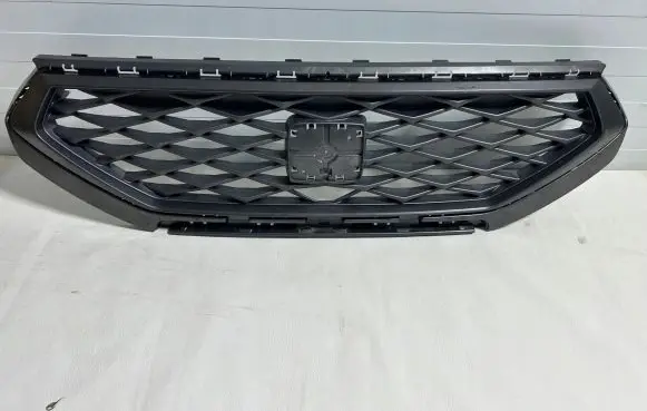 Seat Tarraco Front grill