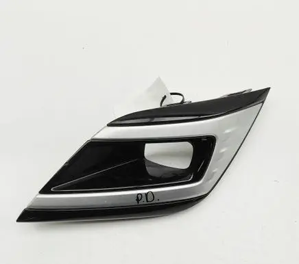 Mitsubishi Outlander Front fog light trim/grill 6400J304