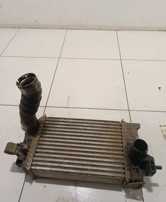 Opel Meriva B Intercooler radiator R3451004 560961104 13283253