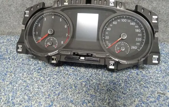 Volkswagen Golf VII Speedometer (instrument cluster) 5G1920640A
