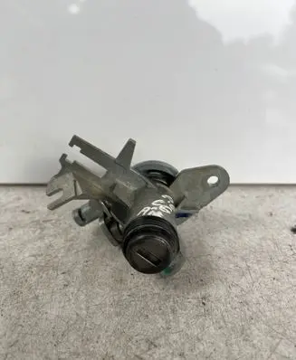 Audi A6 S6 C6 4F Tailgate exterior lock 8E0827573C