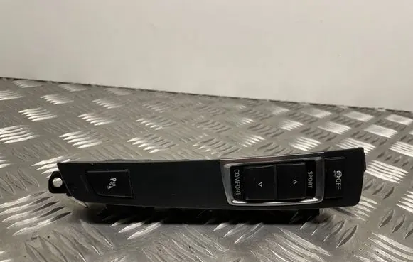 BMW 5 F10 F11 Parking (PDC) sensor switch 9202951