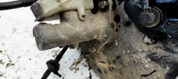 Ford Focus C-MAX Master brake cylinder