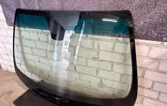 Maserati Ghibli Front windscreen/windshield window 43r004146