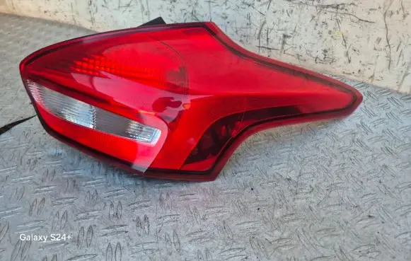Ford Focus Rear/tail lights F1EB13404B F1EB13404BC F1EB13404CF