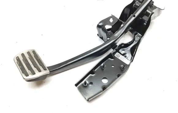 Jaguar E-Pace Brake pedal GJ3M2D094CD J1905013734 2019905