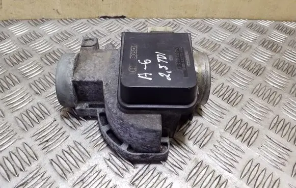 Audi A6 S6 C4 4A Throttle valve 0281002074 4A0133471