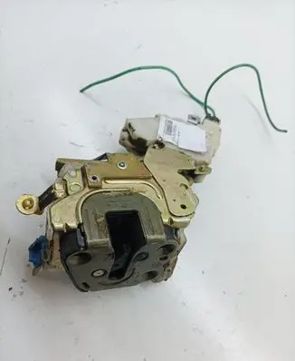 Nissan Terrano Rear door lock 8055301U60 89A520