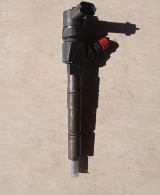 Opel Zafira B Fuel injector 0445110159