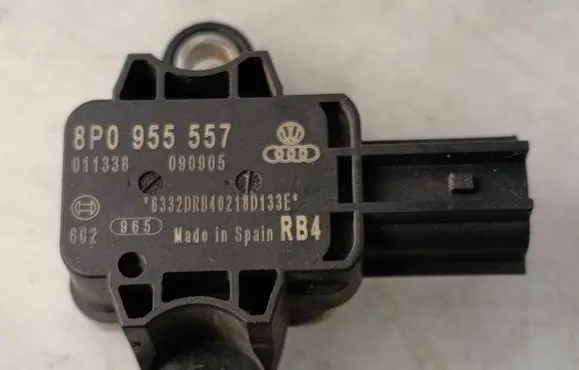 Audi A4 S4 B7 8E 8H Airbag deployment crash/impact sensor 8P0955557 011338 090905