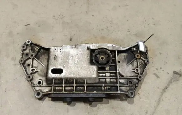 Skoda Octavia Mk2 (1Z) Front subframe 