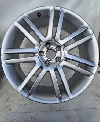 Audi A8 S8 D3 4E R20 alloy rim 4E0601025AP