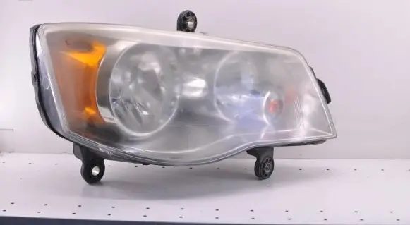 Chrysler Town & Country V Headlight/headlamp 05113336AE