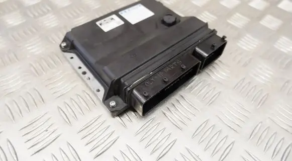 Toyota Prius+ (ZVW40) Engine control unit/module 8966147830