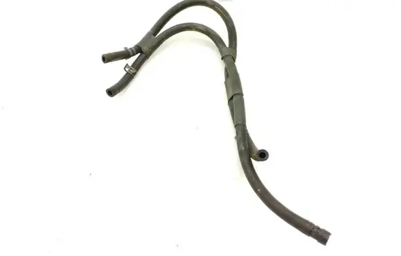 Volkswagen New Beetle Fuel line pipe
