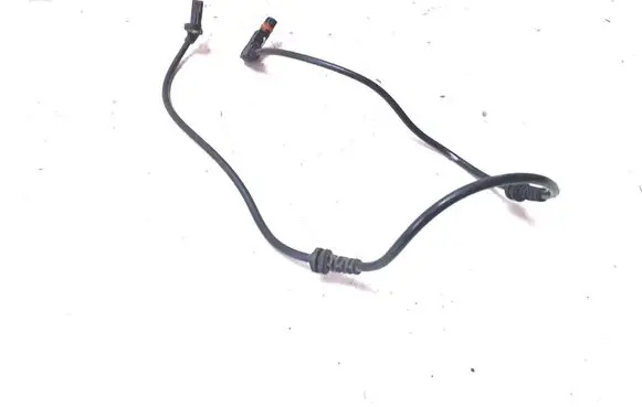 Mercedes-Benz C W204 ABS brake wheel speed sensor A2045400517