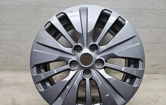 Suzuki SX4 S-Cross R17 alloy rim 