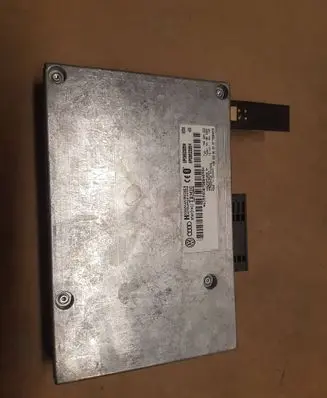 Audi A4 S4 B7 8E 8H Bluetooth control unit module 8P0862335H 0775084090