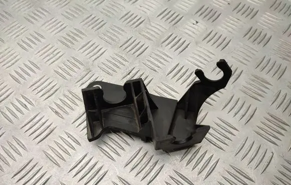 Volvo V70 Gear shift cable bracket 9G9N7474BA
